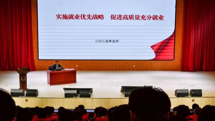 电脑萤幕画面 AI 生成的内容可能不正确。